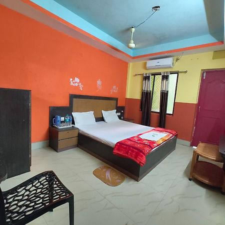 Goroomgo Samrat Palace Puri Near Sea Beach With Parking Facilities - Restaurant Available - Couple Friendly Eksteriør bilde