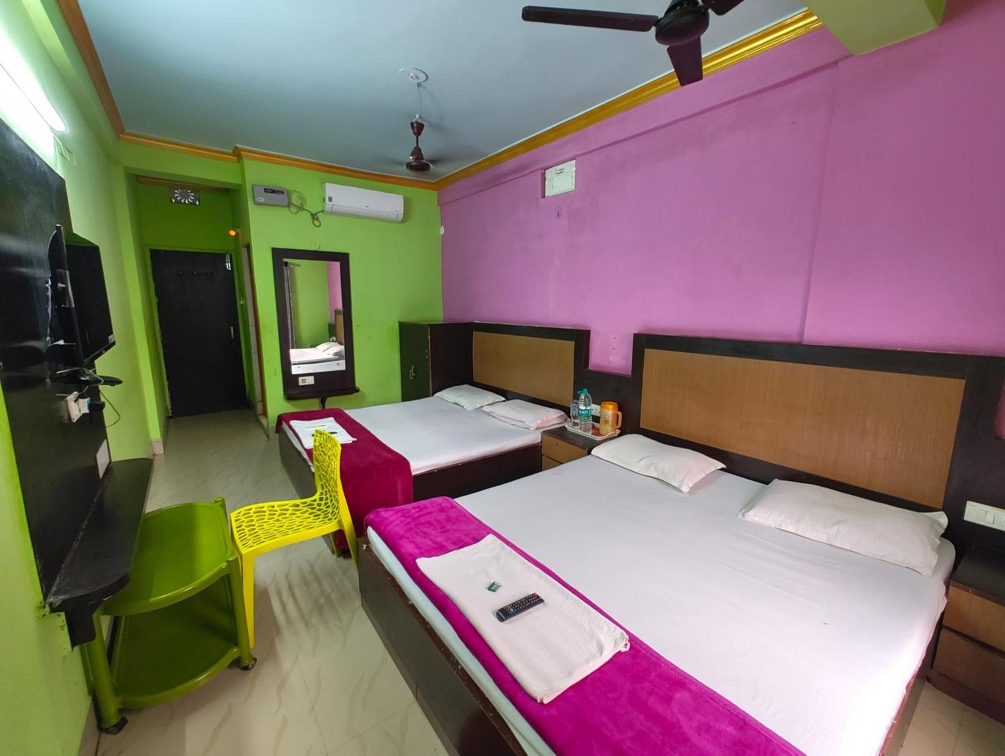 Goroomgo Samrat Palace Puri Near Sea Beach With Parking Facilities - Restaurant Available - Couple Friendly Eksteriør bilde