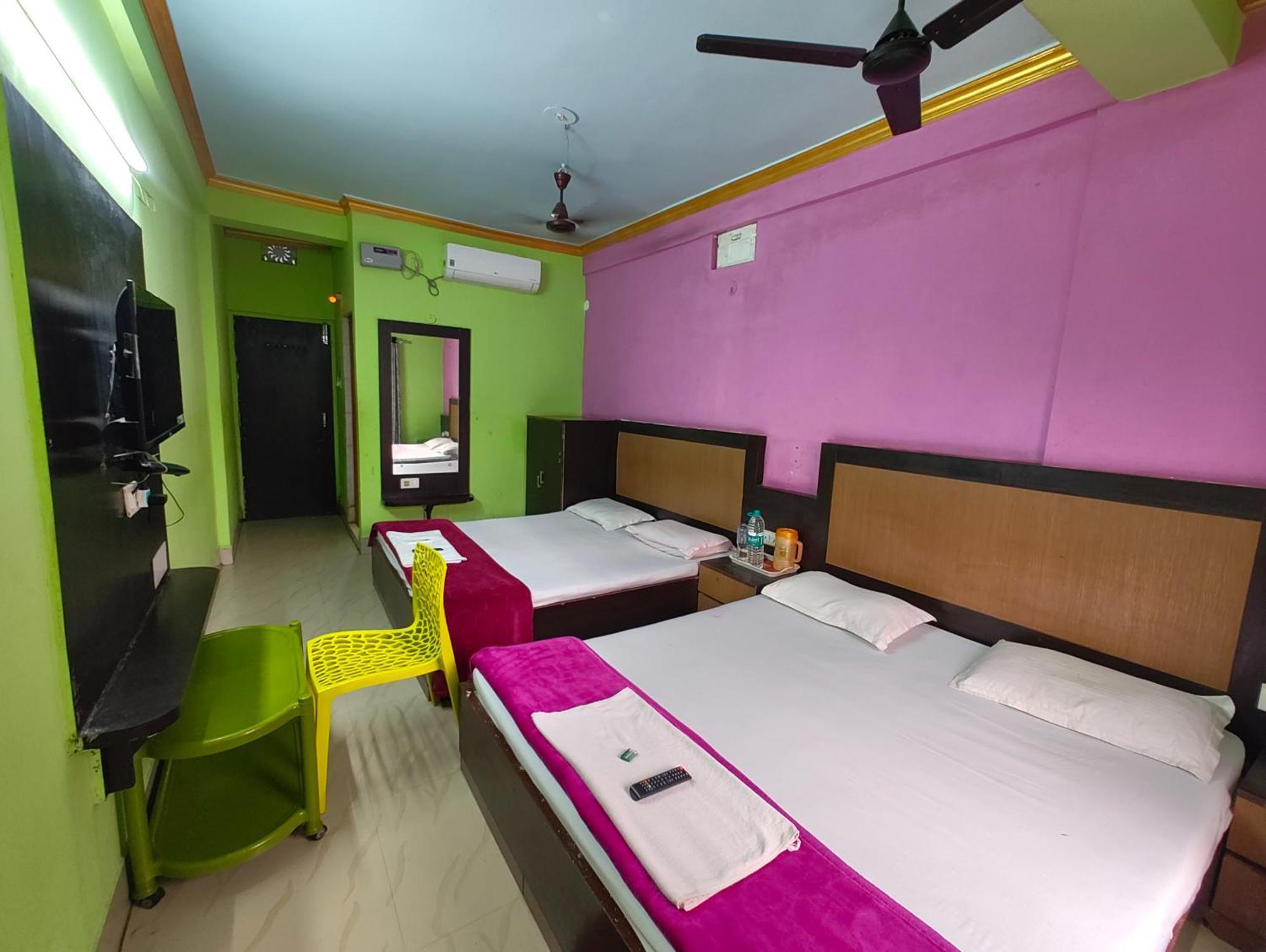 Goroomgo Samrat Palace Puri Near Sea Beach With Parking Facilities - Restaurant Available - Couple Friendly Eksteriør bilde
