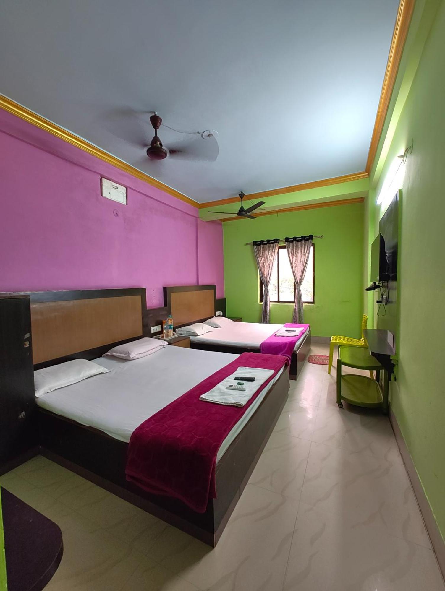 Goroomgo Samrat Palace Puri Near Sea Beach With Parking Facilities - Restaurant Available - Couple Friendly Eksteriør bilde